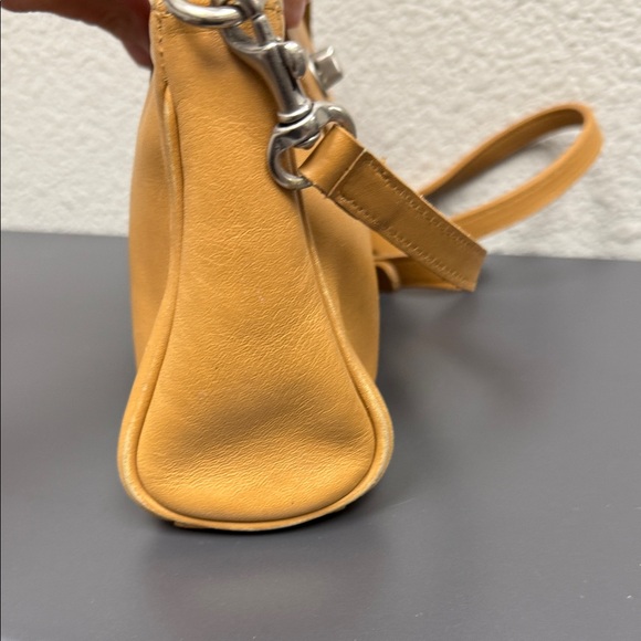 Vintage Coach Unlined Light Brown Leather Crossbody Bag- 9154 - Picture 7 of 11